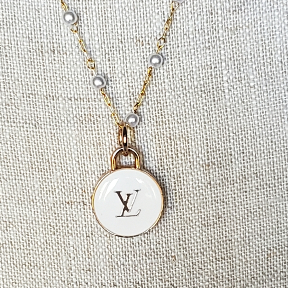 VINTAGE Louis Vuitto white Logo & gold filled seed pearl necklace